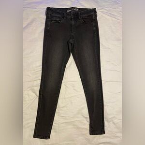 Women’s Mid-rise Skinny Jeans - Universal Thread - size 2